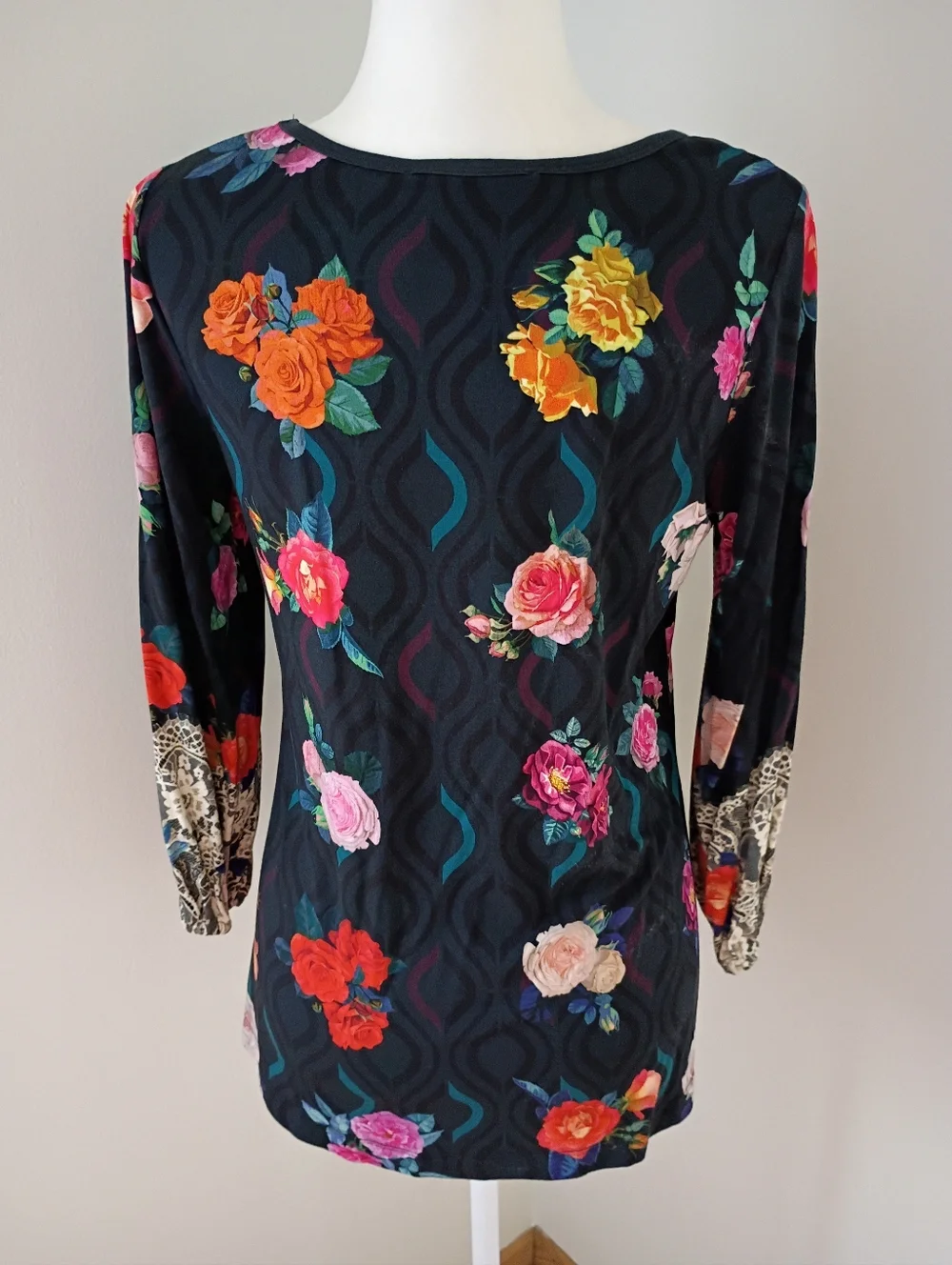 Johnny Was Rose Lace Puff Sleeve Top NWT Size Small